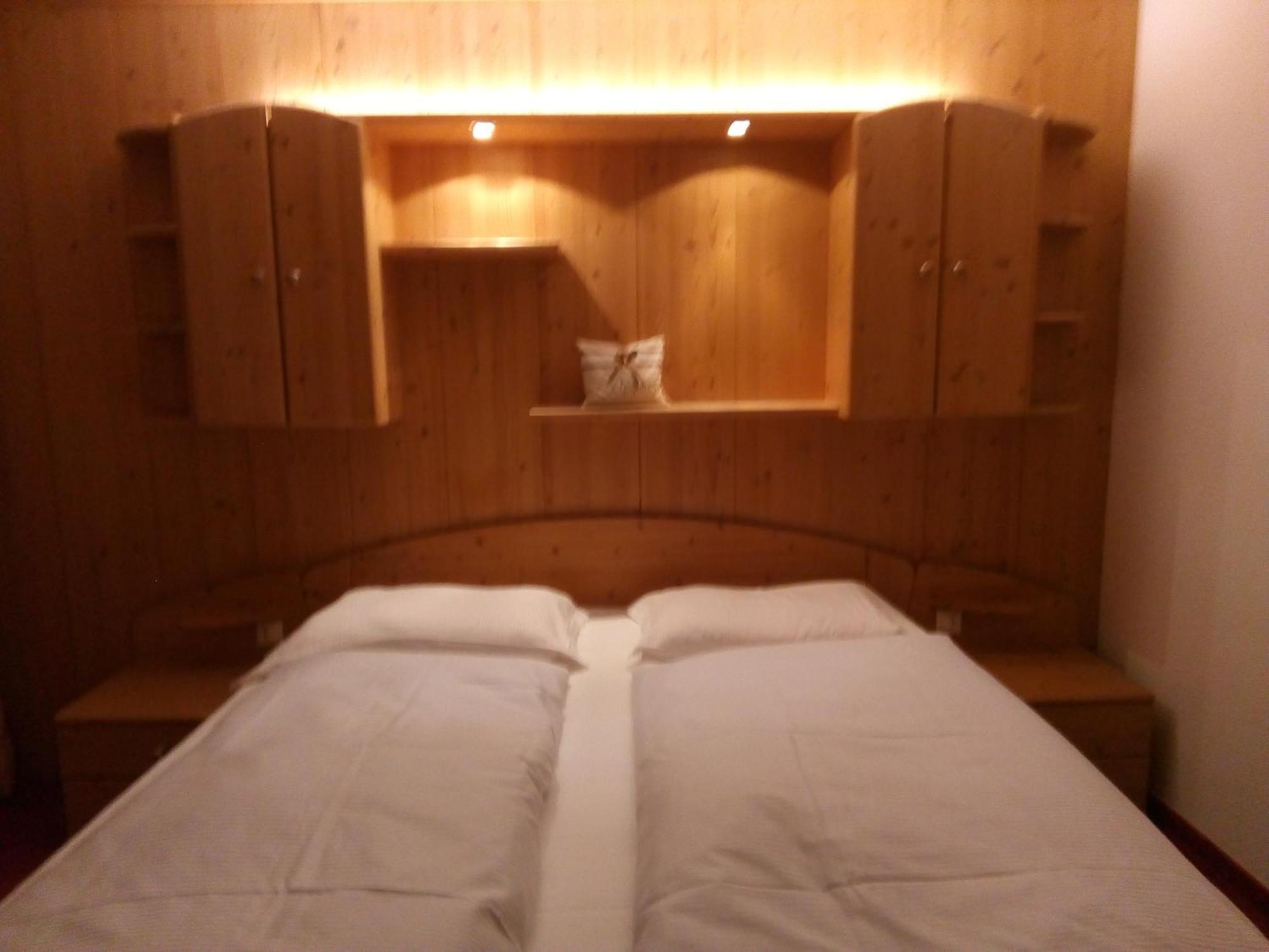 Hotel Schoenwies Тродена Екстериор снимка