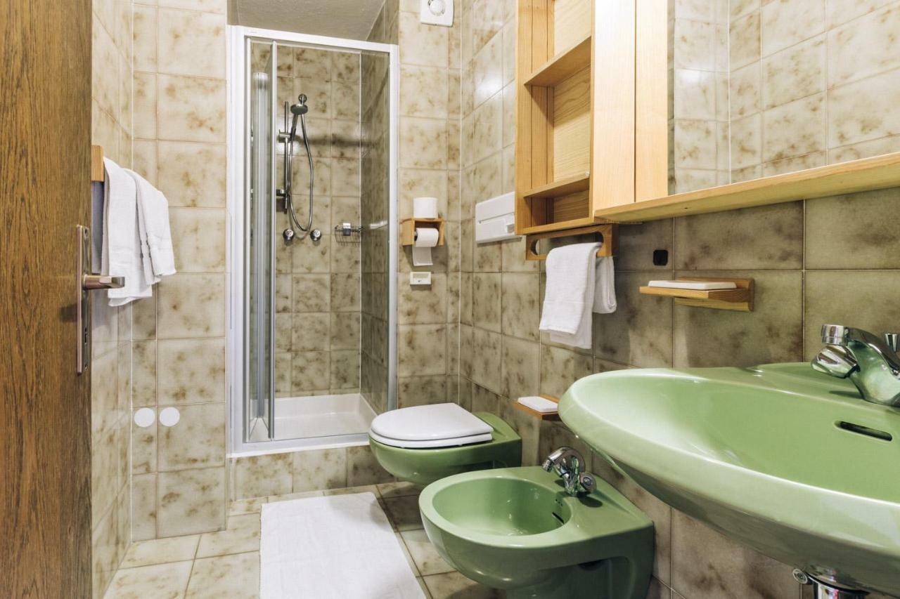 Hotel Schoenwies Тродена Екстериор снимка